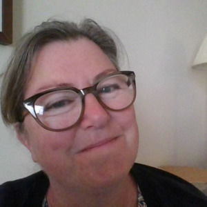 Meet your Posher, Nora